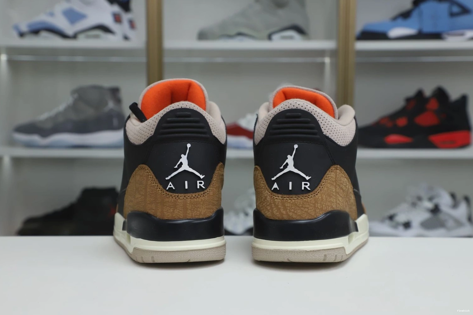 CEMENT AIR DESERT 3 JORDAN CT8532 0727